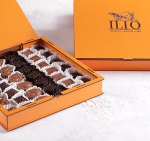 کیک تولد- ارسال هدیه به تهران- ارسال هدیه به ایران- تبریک تولد- ترافل - ارسال شیرینی - ارسال شکلات - شکلات - شکلات دست ساز ایلیو
